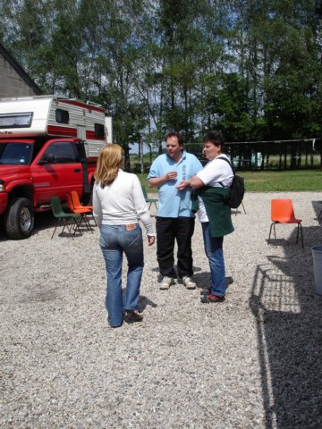 2006HWK 189.jpg